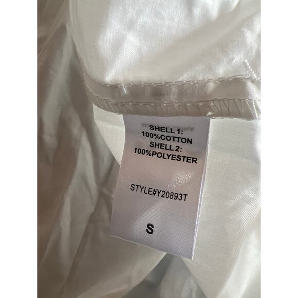 TUCKERNUCK Pomander Place White Tinsley Top Size Small - Picture 6 of 6